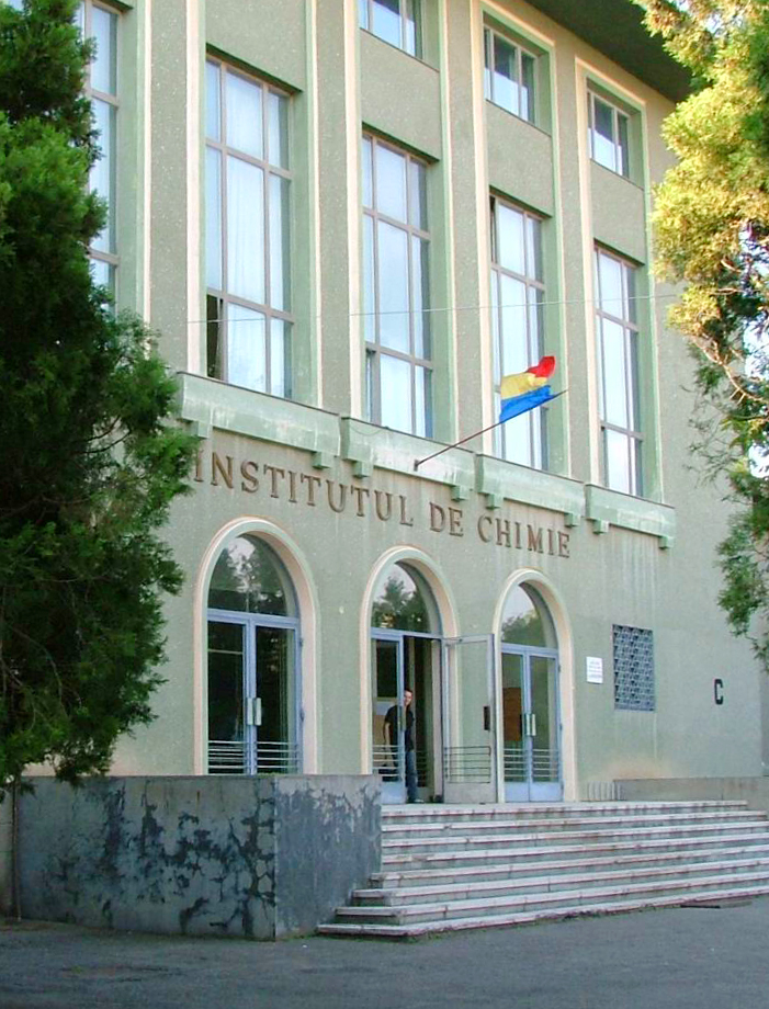 Istoric și echipa - Institutul de chimie Cluj
